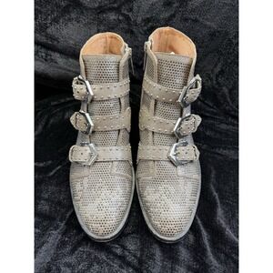 Gianni Bini Ankle Boots Women's Grey Silver Studded‎ Buckle Size 8 M EUC